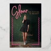 輝く未来は明るいおもしろいピンクネオン卒業 箔招待状 (正面)