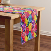 輝く虹色のバラ、花柄 ショートテーブルランナー (インサイチュ)