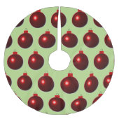 輝く赤いボールメリークリスマスオーナメントオン緑 ブラッシュドポリエステルツリースカート (正面)