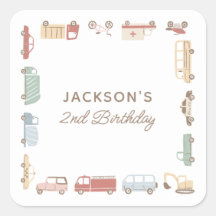 輸送車とトラック少年の誕生日パーティー