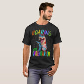 轟音の幼稚園恐竜バックパックへ戻るSch Tシャツ (正面フル)