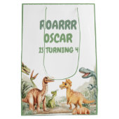 轟音の恐竜の誕生日パーティー ミディアムペーパーバッグ (裏面)