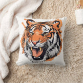 「轟音の虎のポートレート」 クッション (ブランケット)