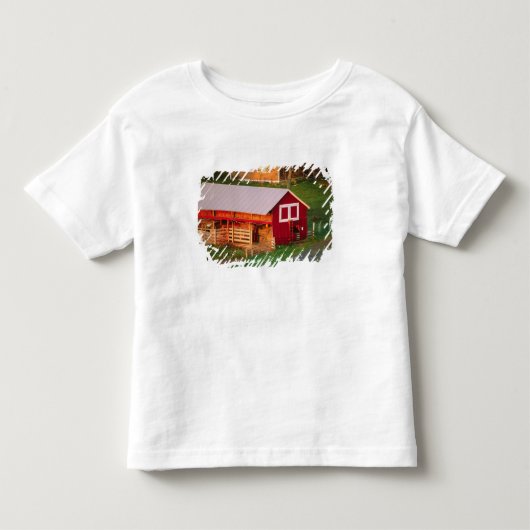 農作業の朝。アメリカ、バーモント州 トドラーTシャツ (正面)