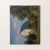 農地の風景写真（庭と納屋） ジグソーパズル (縦)