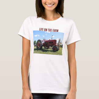 農場での生活 Tシャツ