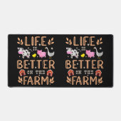 農場で生活がより良い可愛い動物の農家遠く デスクマット (正面)