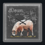 農場のヒツジの黒板の農場| スクエア壁時計<br><div class="desc">黒板の家畜の芸術家: Redstreake</div>