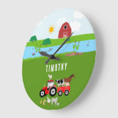 農場の動物 & 赤いトラクター 動物小屋 オーダーメイド名前 ラージ壁時計 (傾斜)