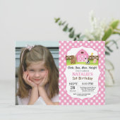 農場の誕生日の招待状の納屋周囲の庭のパーティー 招待状 (スタンド正面)