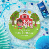 農場の赤い納屋 アフリカ系アメリカ人の女の子の誕生日パーティー ペーパープレート (パーティー)