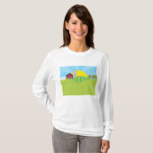 農場の風景 赤い納屋 サイロ りんごの木 Tシャツ (正面フル)
