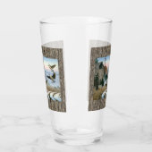 農場内で暮らす タンブラーグラス (左)