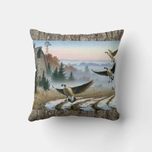 農場内の鵞鳥 クッション (裏面)