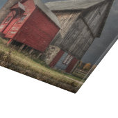 農場 |ミシガン州の赤い木造納屋 カッティングボード (角)