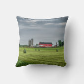 農場 |レッドバーン&サイロ春 クッション (裏面)