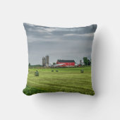 農場 |レッドバーン&サイロ春 クッション (正面)