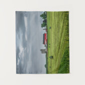 農場 |レッドバーン&サイロ春 タペストリー (正面)