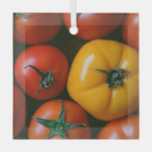 農場 |光沢のある赤と黄色のトマト ガラスオーナメント (正面)