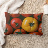 農場 |光沢のある赤と黄色のトマト ランバークッション (ブランケット)