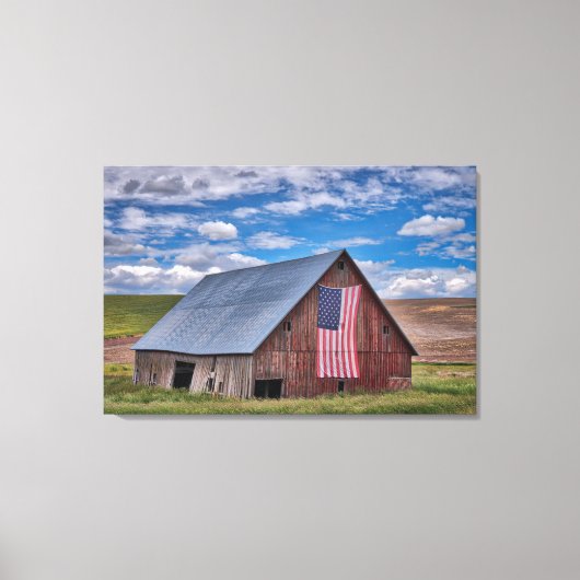 農場 |赤素朴納屋（アメリカ国旗） キャンバスプリント (正面)