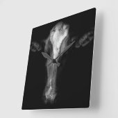 農場 | B&Wカウヘッドショット スクエア壁時計 (傾斜)