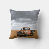 農場 | Old Truck in Field クッション (裏面)