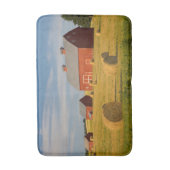 農場 | Red Barns Near Hay Bales バスマット (正面縦)