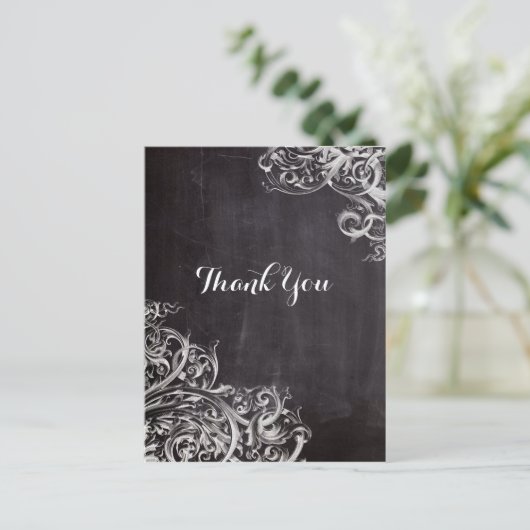 農家のシックで華やかな渦巻き旋回チョークボードモノグラム ポストカード (スタンド正面)