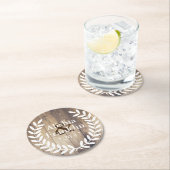 農家の白い月桂樹花嫁及び新郎の結婚式の日付 ラウンドペーパーコースター (インサイチュ)