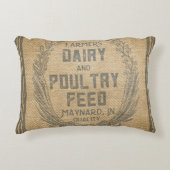 農家の酪農場の家禽は袋バーラップを食べ物を与えます アクセントクッション (正面)