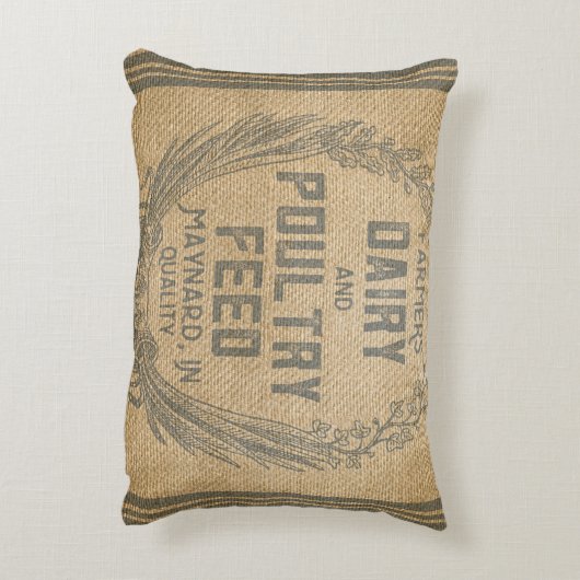 農家の酪農場の家禽は袋バーラップを食べ物を与えます アクセントクッション (裏面(縦))