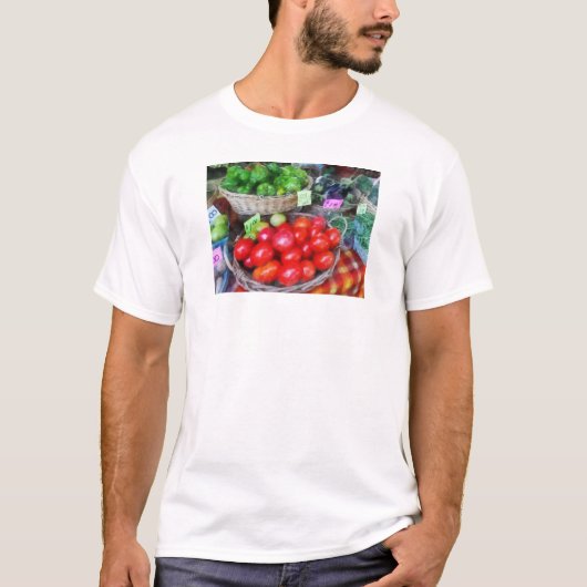 農家の3月のトマト、ひも豆およびコショウ Tシャツ (正面)