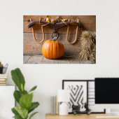 農家博物館干し草のベールと納屋のカボチャ ポスター (ホームオフィス)