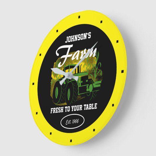 農業ファミリートラクターコーンフィールドフレッシュイエロー ラージ壁時計 (傾斜)