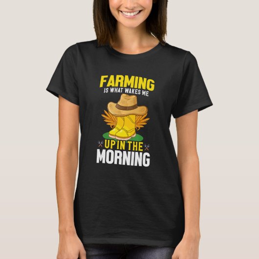 農業私をモーニングおもしろい農家ファームトラクトで目覚める Tシャツ (正面)