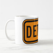 迂回の道路標識 コーヒーマグカップ (左)