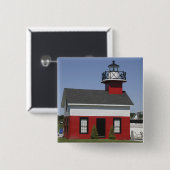 近くのダグラスの海岸に移動した灯台 缶バッジ (正面&裏面)