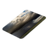 近くの斜面に吹き荒れる山 マグネット (左側)