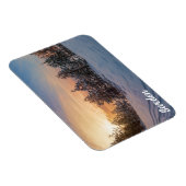 近くの雪凍っていの森の夕日 マグネット (右側)