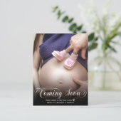 近日公開！妊娠報告ポストカード写真付き 案内ポストカード (スタンド正面)