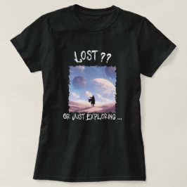 迷子?? それとも探索中...砂漠キャンプ Tシャツ