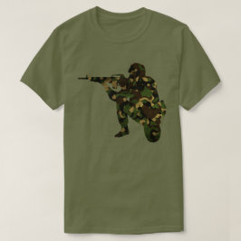 迷彩の兵士 Tシャツ