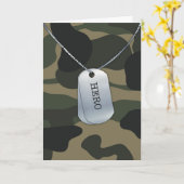 迷彩上の"ヒーロー"犬のタグ背景軍隊 カード (黄色い花)