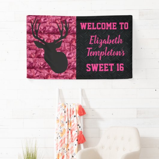 迷彩柄のピンクのSweet sixteenのシカの狩りの旗 横断幕 (インサイチュ)