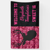迷彩柄のピンクのSweet sixteenのシカの狩りの旗 横断幕 (縦)