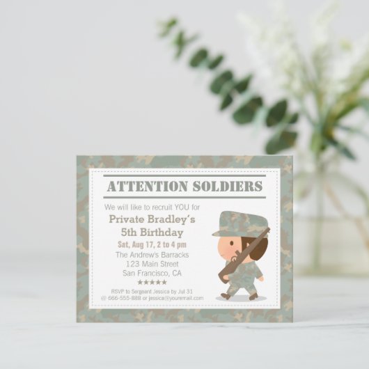 迷彩柄の軍の軍隊の兵士の男の子の誕生会 招待状 (スタンド正面)
