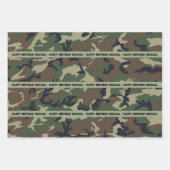 迷彩柄ハッピーバースデーのパーソナライズ名と文字3 ラッピングペーパーシート (正面)