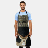 迷彩柄鹿狩り名スポーツアウトドアメンズエプロン エプロン (着用した状態)