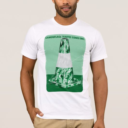 迷彩黄錐おもしろい体円錐形 Tシャツ (正面)